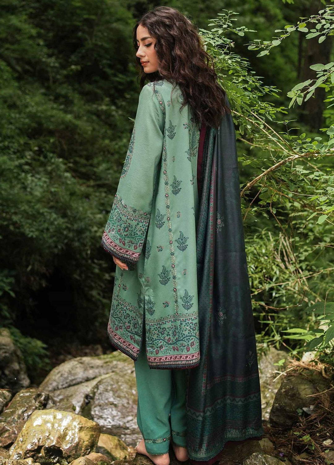 Coco By Zara Shahjahan Embroidered Linen Suits Unstitched 3 Piece CZS22W 4A - Winter Collection