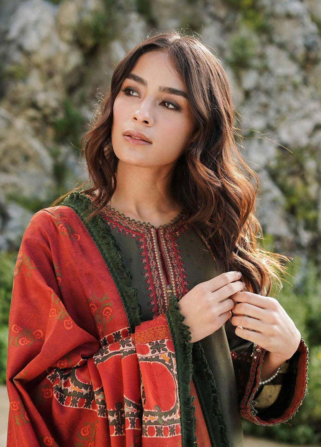 Coco By Zara Shahjahan Embroidered Linen Suits Unstitched 3 Piece CZS22W 7A - Winter Collection