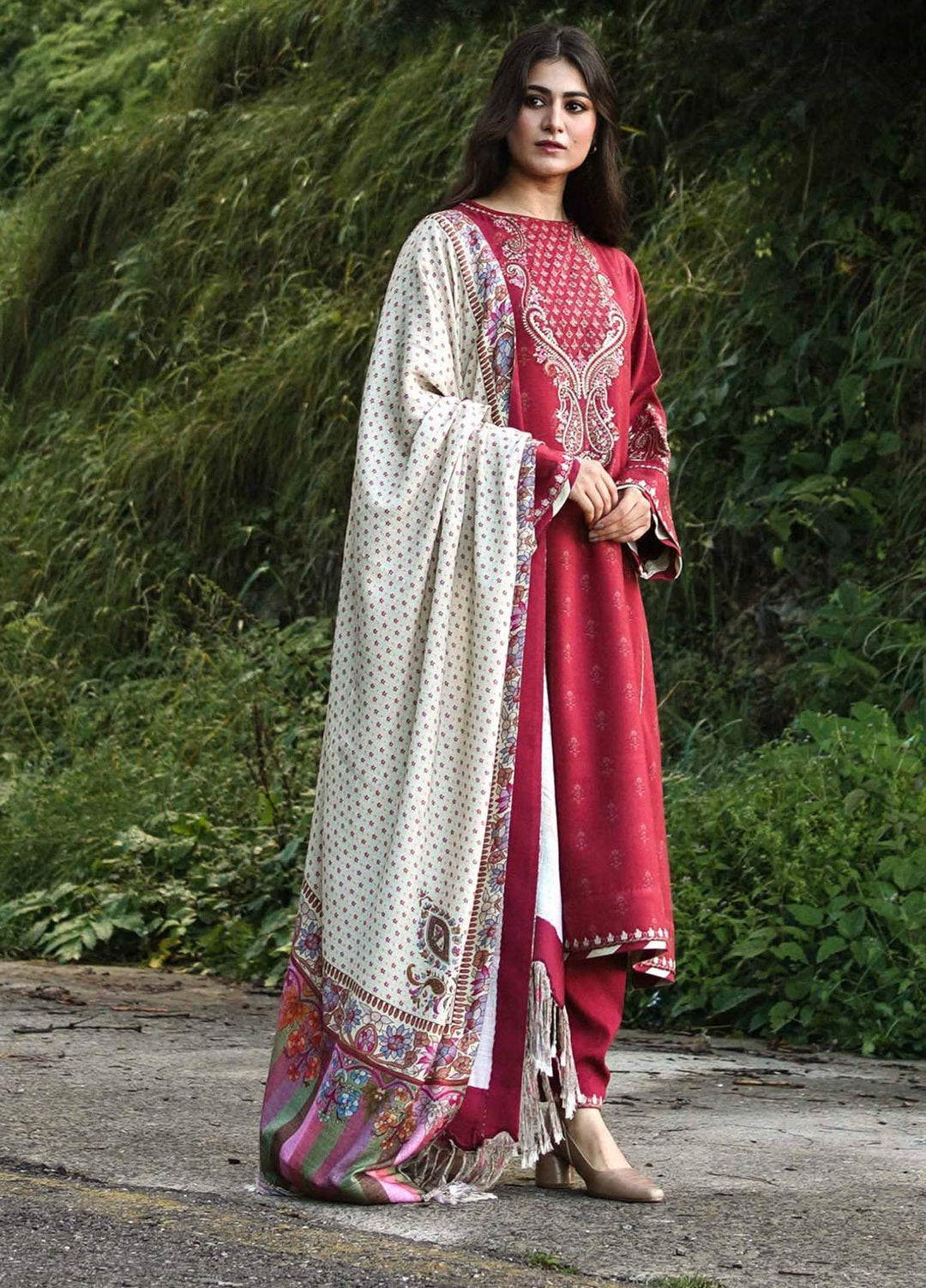 Coco By Zara Shahjahan Embroidered Mono Long Suits Unstitched 3 Piece CZS22W 3B - Winter Collection