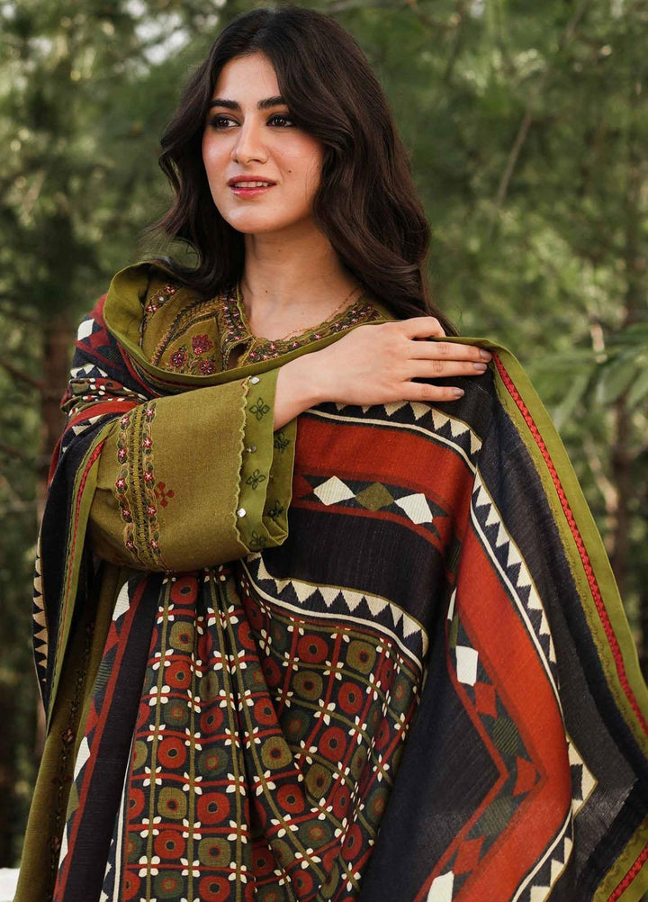 Coco By Zara Shahjahan Embroidered Mono Long Suits Unstitched 3 Piece CZS22W 5B - Winter Collection