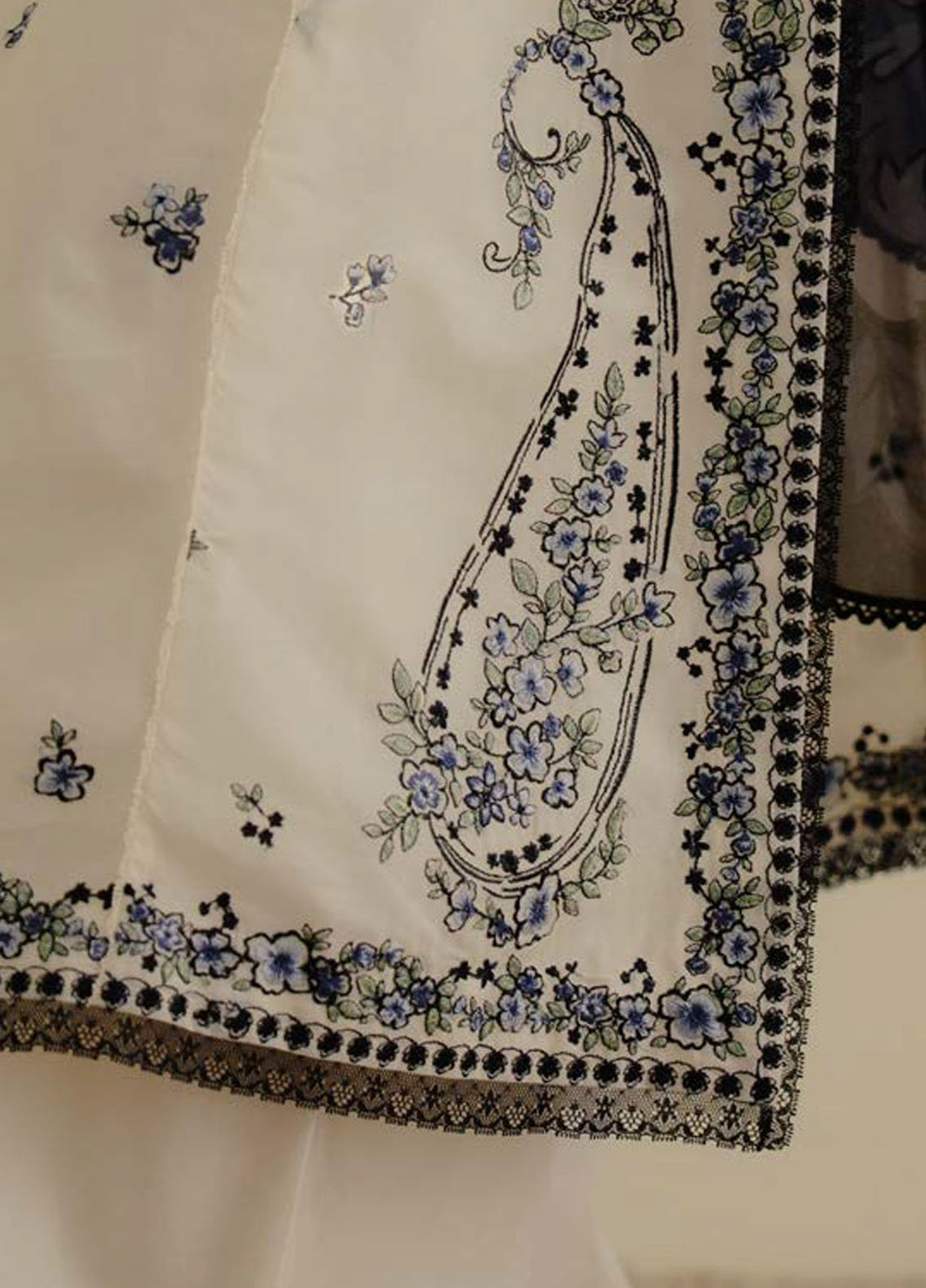 Coco by Zara Shahjahan Embroidered Lawn Suits Unstitched 3 Piece CZS25LD D-4 A Yana - Summer Collection