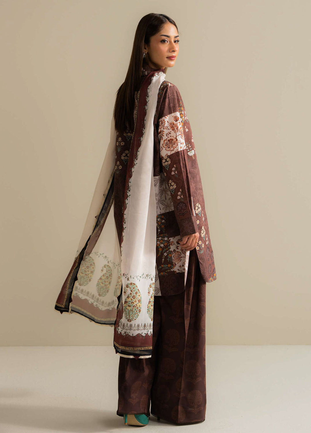 Coco Prints by Zara Shahjahan Printed Lawn Suits Unstitched 3 Piece CZS25PS D-05 B Mevi - Summer Collection