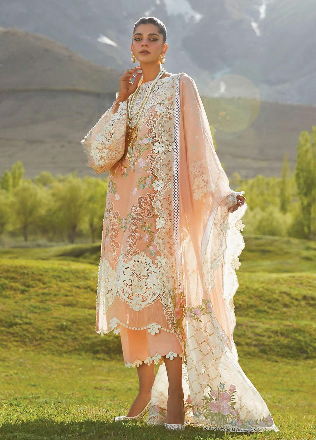 Crimson Embroidered Lawn Suits Unstitched 3 Piece CR23L 1B Dusty Pink - Summer Collection