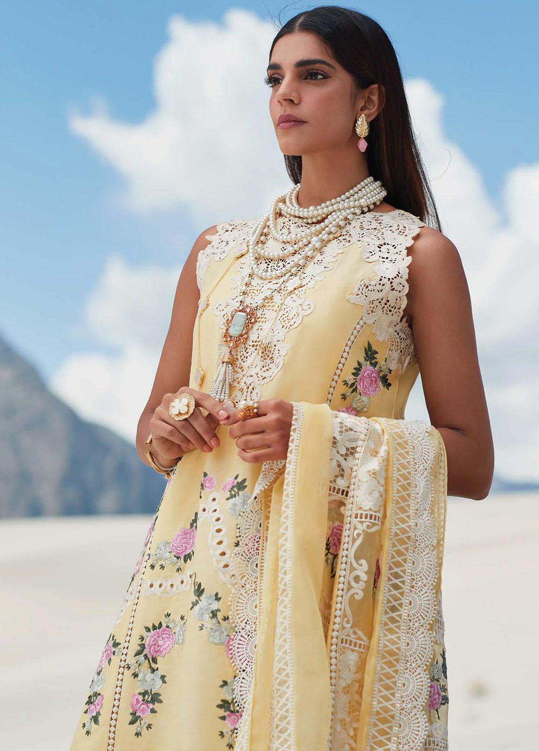 Crimson Embroidered Lawn Suits Unstitched 3 Piece CR23L 3A Iris - Summer Collection