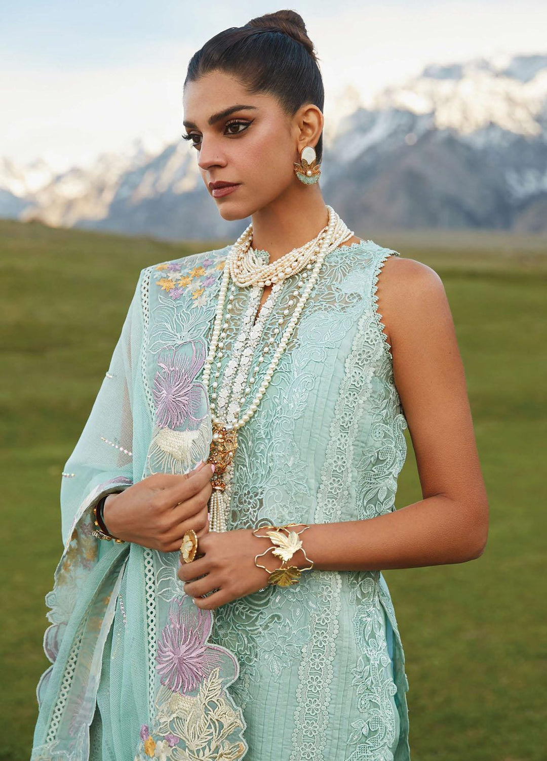 Crimson Embroidered Lawn Suits Unstitched 3 Piece CR23L 4A Opal - Summer Collection