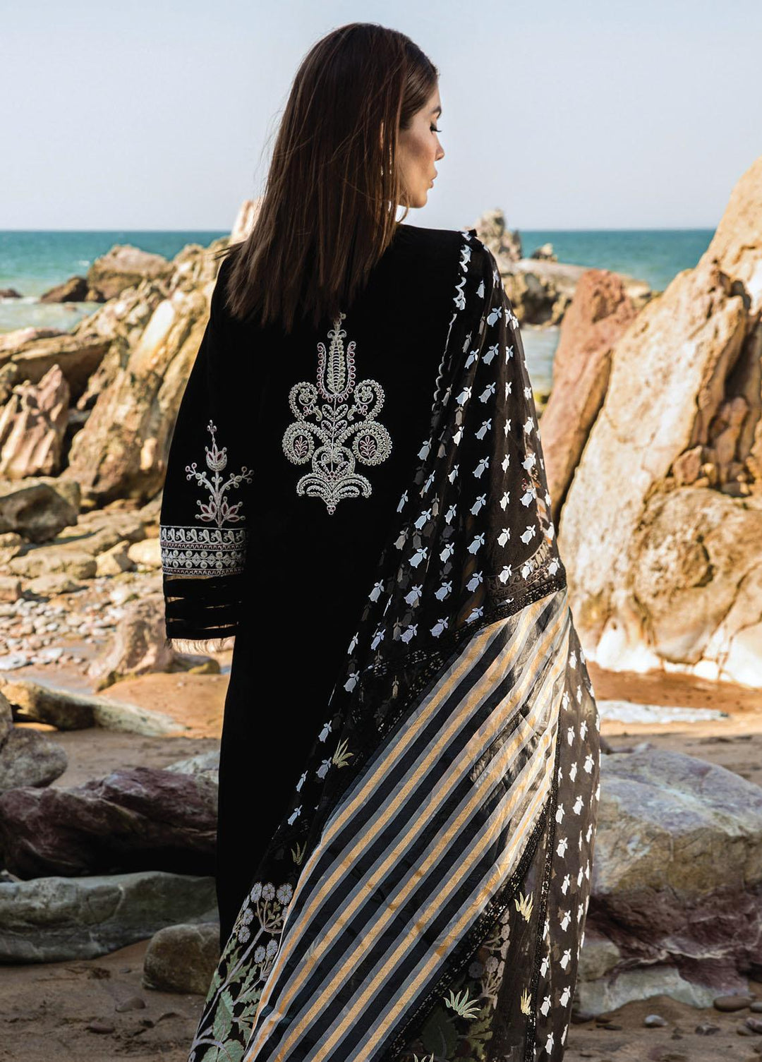 Crimson Embroidered Lawn Suits Unstitched 3 Piece CR23E Marori Dreams D4B - Luxury Collection