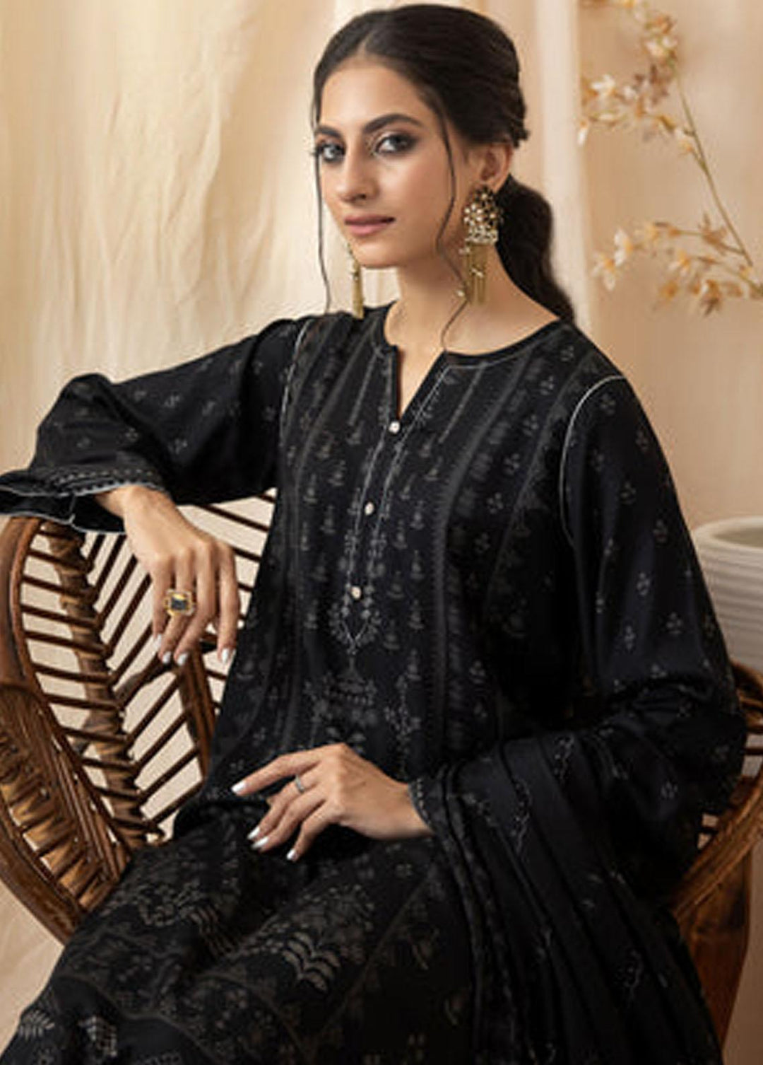 Lakhany Printed Cashmere Wool Suits Unstitched 3 Piece LSM22CV CVC-1003-C - Winter Collection