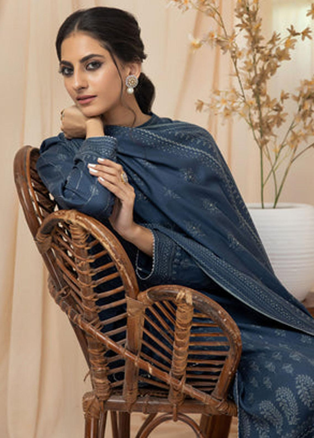 Lakhany Printed Cashmere Wool Suits Unstitched 3 Piece LSM22CV CVC-1006-C - Winter Collection