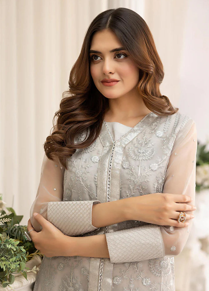 Cyanic Pret Embroidered Organza 2 Piece Suit Luna