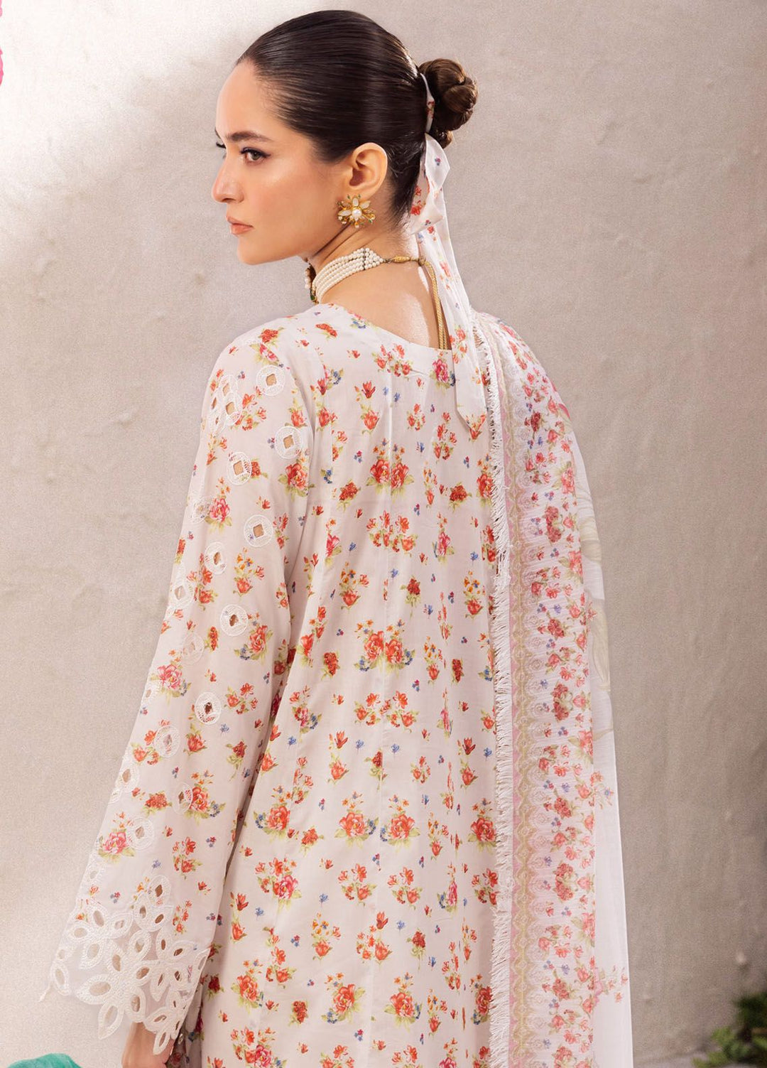 Dahlia by Iznik Embroidered Lawn Suits Unstitched 3 Piece IZ24D DL-05 Splendour - Summer Collection
