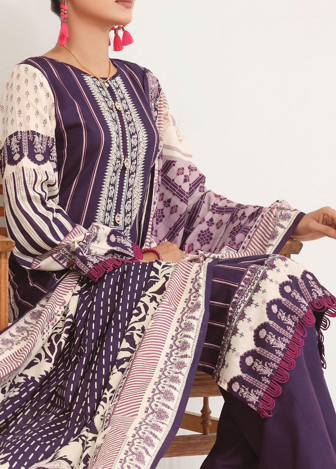 Daman By VS Textiles Printed Lawn Suits Unstitched 3 Piece VS23D 1537A - Summer Collection