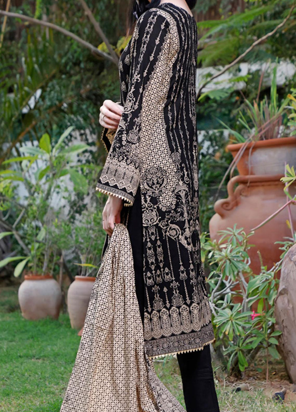 Daman By VS Textiles Printed Lawn Suits Unstitched 3 Piece VS22D 1517 - Summer Collection