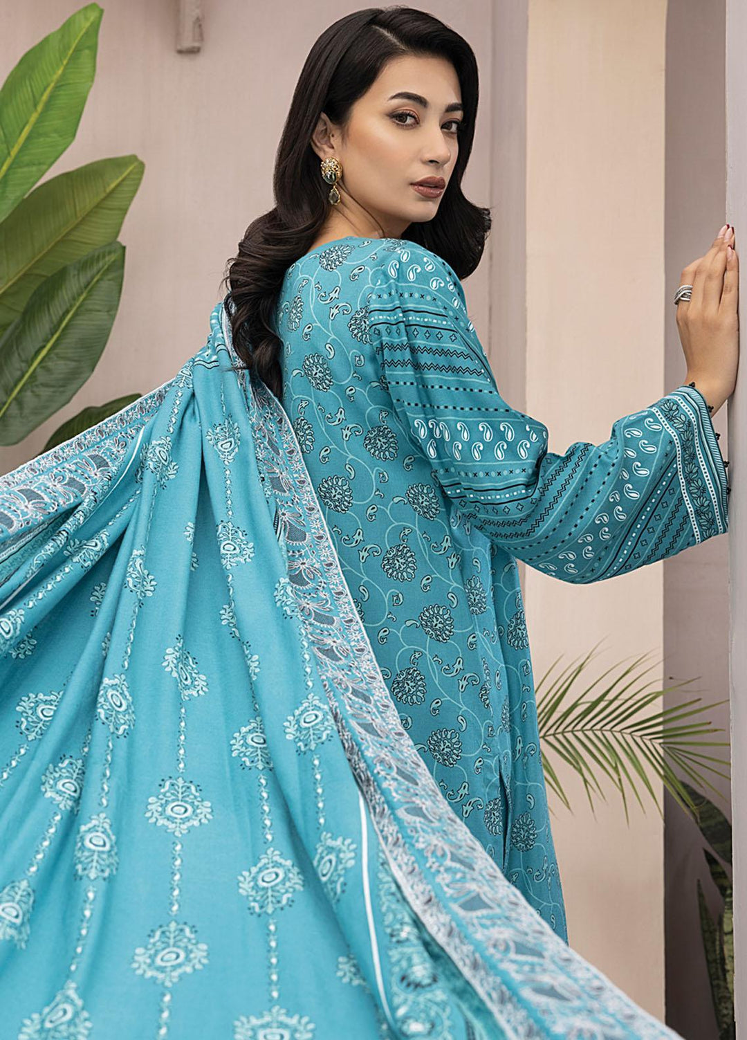 Dareechay By Lakhany Embroidered Pashmina Suits Unstitched 3 Piece LSM23DE LG-AM-0039 - Winter Collection