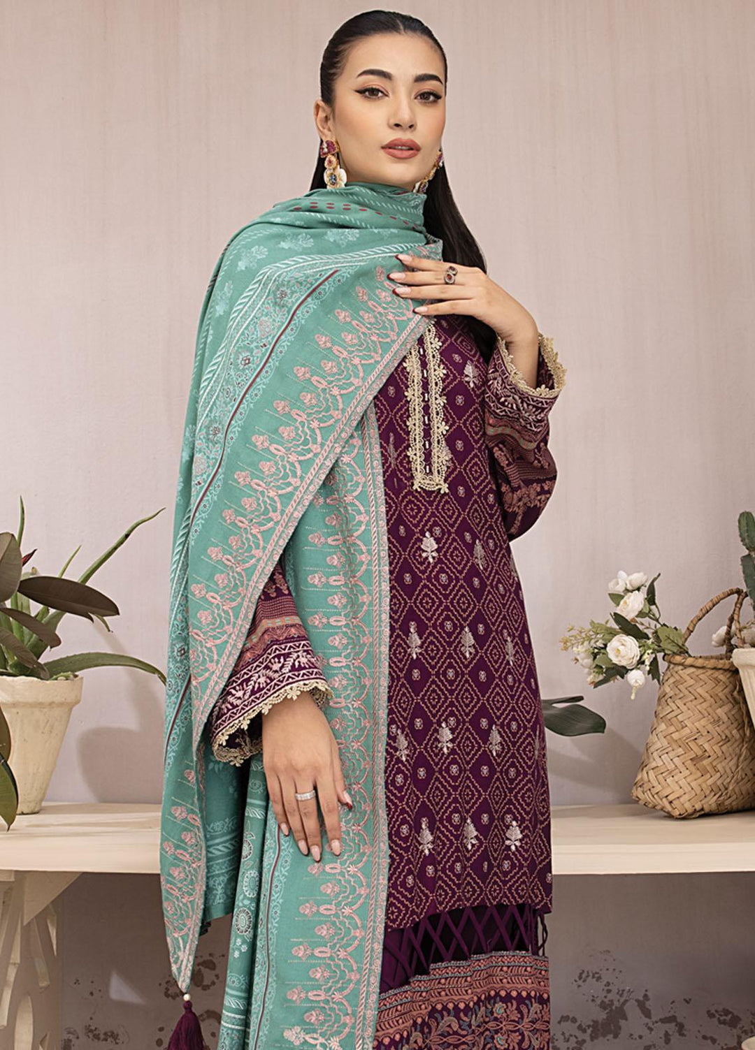 Dareechay By Lakhany Embroidered Pashmina Suits Unstitched 3 Piece LSM23DE LG-RM-0004 - Winter Collection