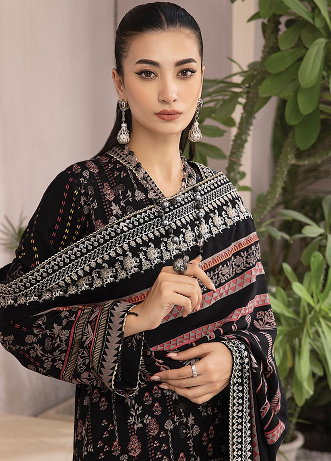 Dareechay By Lakhany Embroidered Pashmina Suits Unstitched 3 Piece LSM23DE LG-RM-0005 - Winter Collection