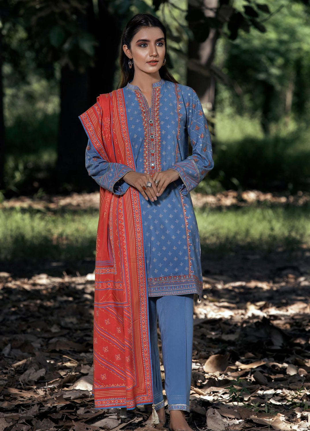 Dareechay by Lakhany Embroidered Pashmina Suits Unstitched 3 Piece LSM21DU DEW-6022-A - Winter Collection
