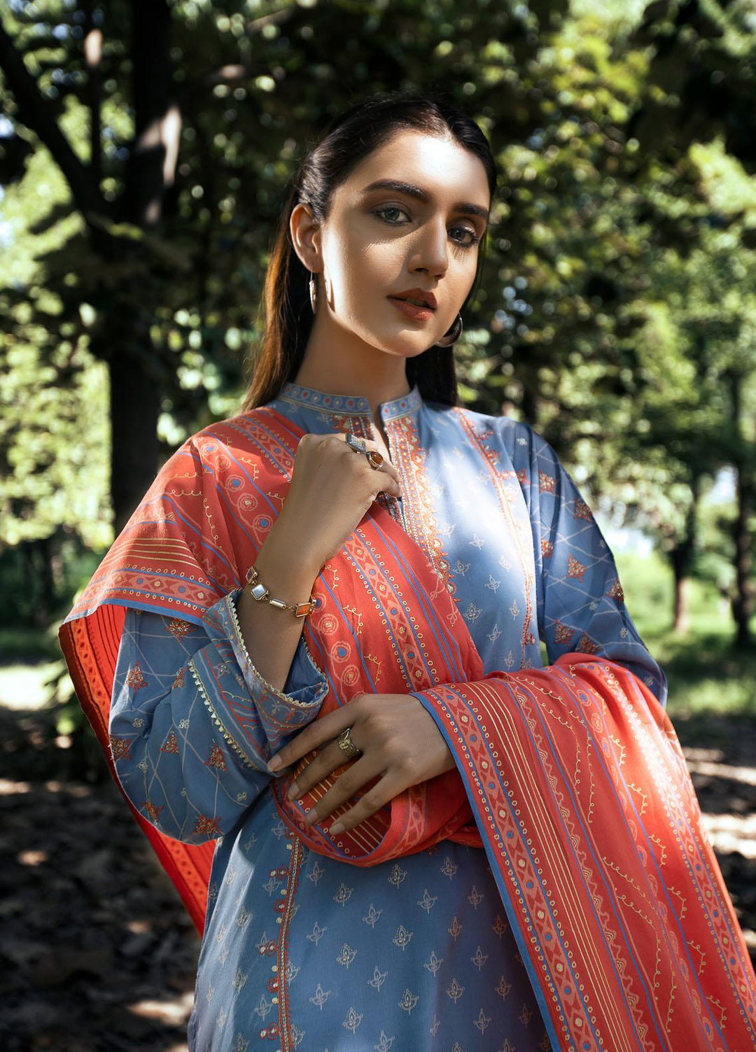 Dareechay by Lakhany Embroidered Pashmina Suits Unstitched 3 Piece LSM21DU DEW-6022-A - Winter Collection