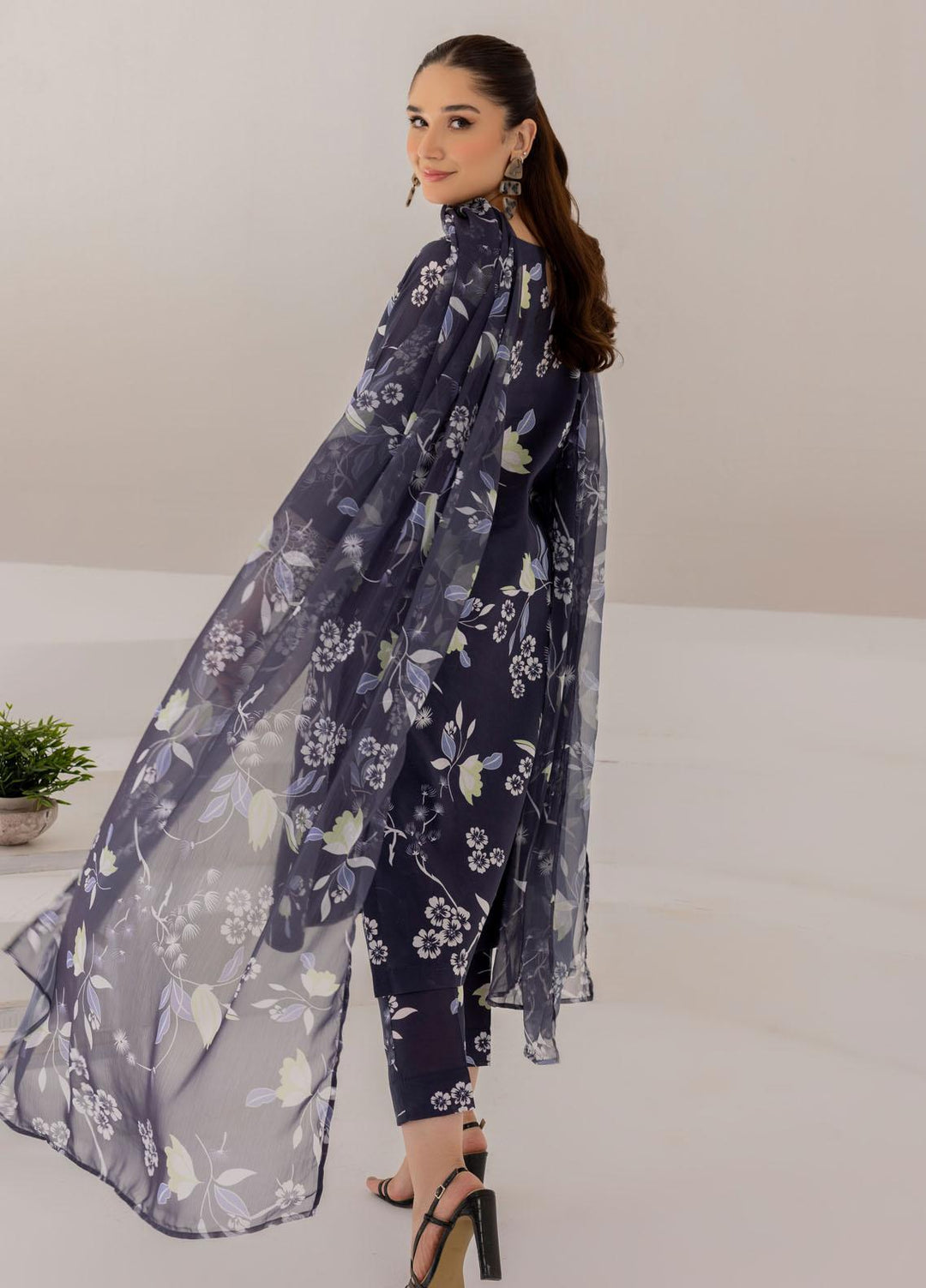 Esra Fashion Pret Embrodered Cambric 3 Piece Suit DT-23-09