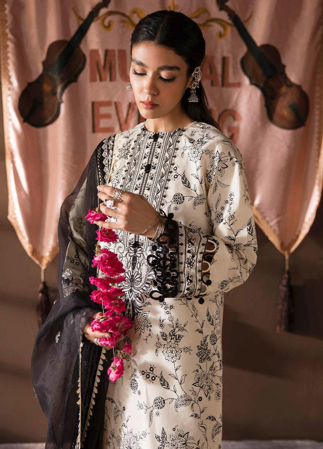 Dastaan By Seran Embroidered Lawn Suits Unstitched 3 Piece SRN23DA D-07 Rayya - Festive Collection