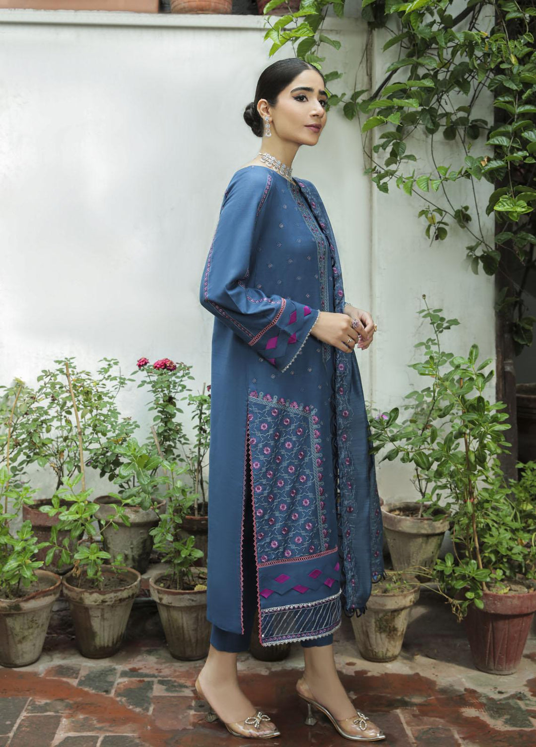 Dastak by Parishay Embroidered Linen Suits Unstitched 3 Piece PRS22DK D-02 - Winter Collection