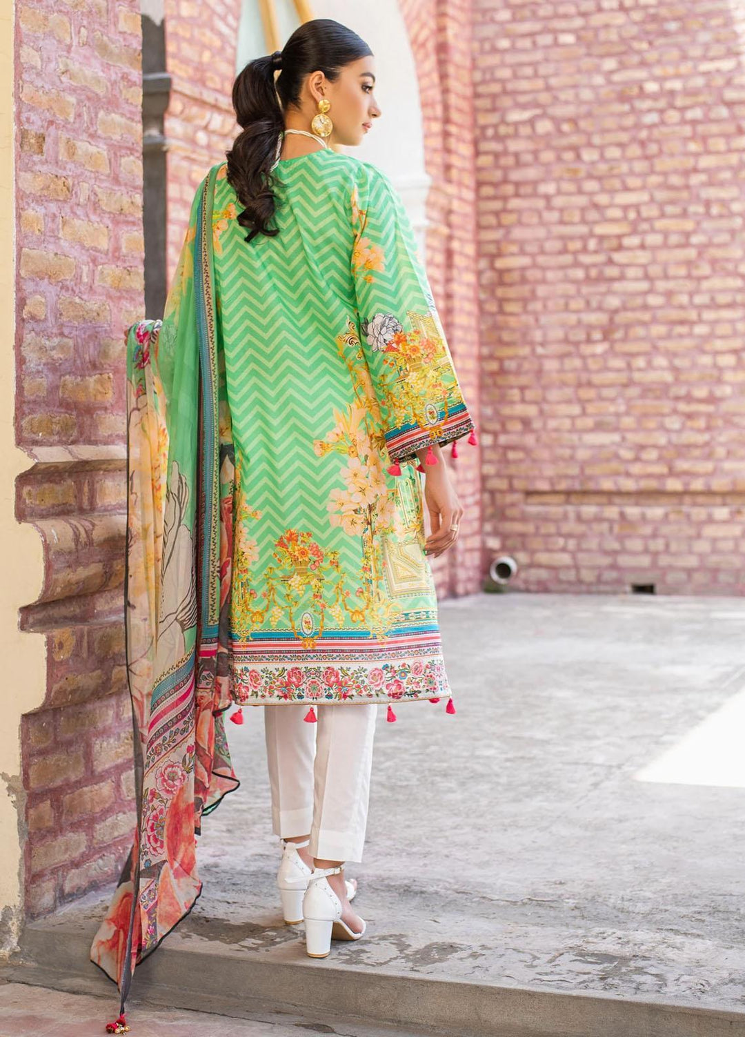 Dastak by Afsaneh Embroidered Chiffon Suits Unstitched 2 Piece AFH21D Ayra B - Summer Collection