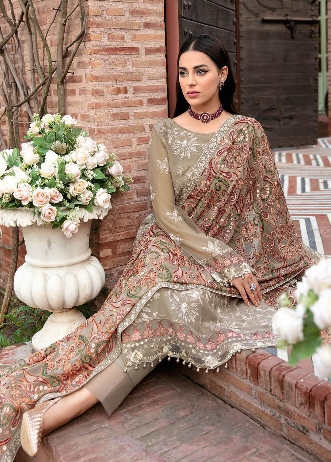 Dastan By Ramsha Embroidered Chiffon Suits Unstitched 3 Piece RSH23D T-101 - Luxury Collection