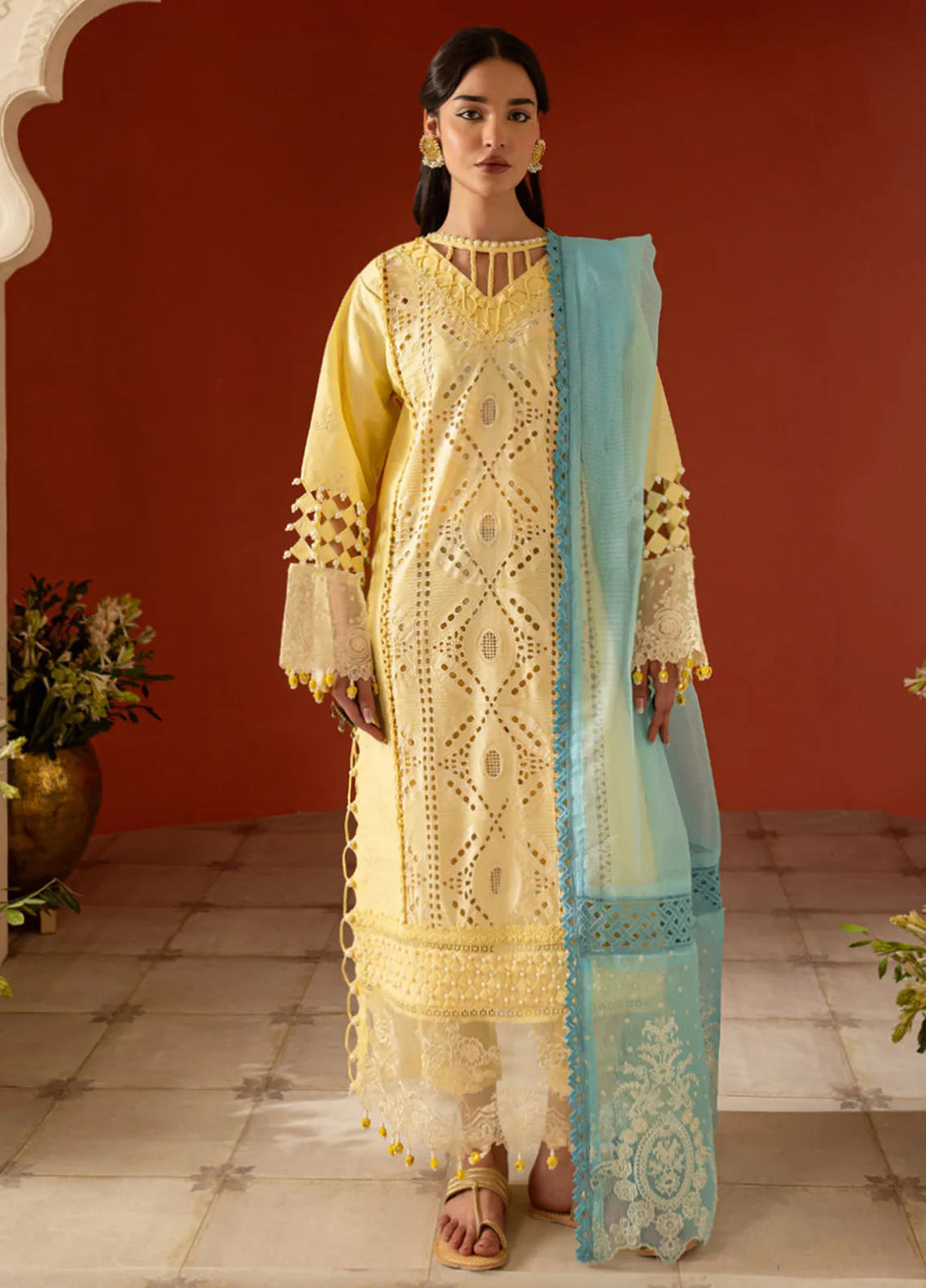 Dastan-e-Noor by Parishay Embroidered Lawn Suit Unstitched 3 Piece PR25DN DSC-11 - Summer Collection