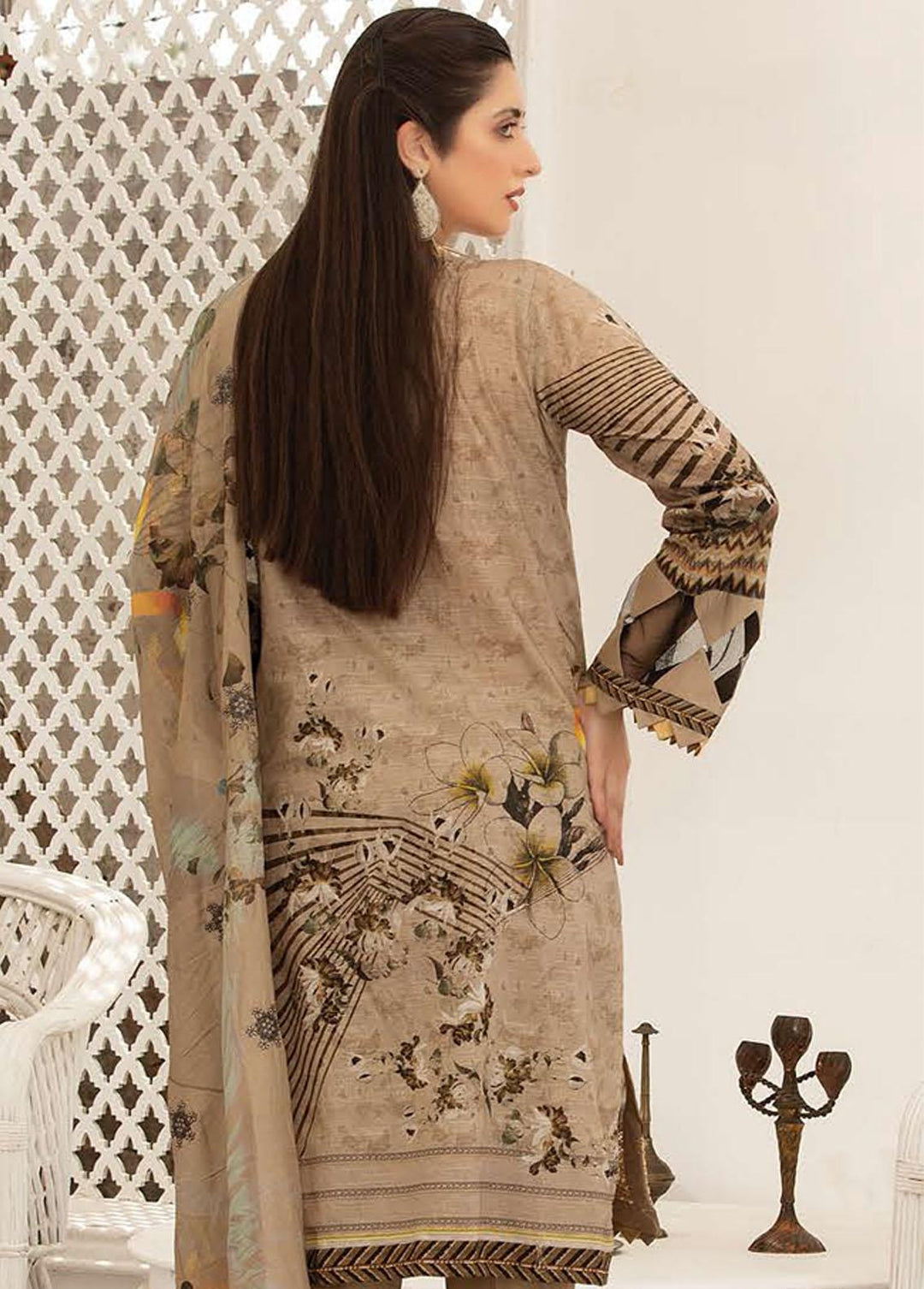 Dastoor By Aalaya Embroidered Lawn Suits Unstitched 3 Piece ALY22DL D-06 - Summer Collection