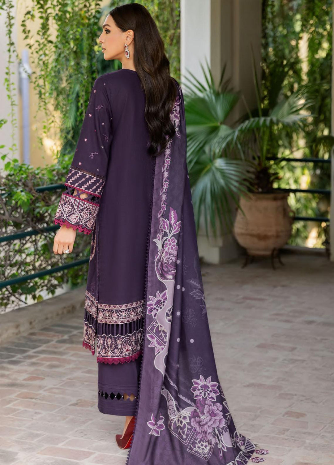 Dastoor By Farasha Embroidered Khaddar Suits Unstitched 3 Piece FSH23D D-06 Chaashni - Winter Collection