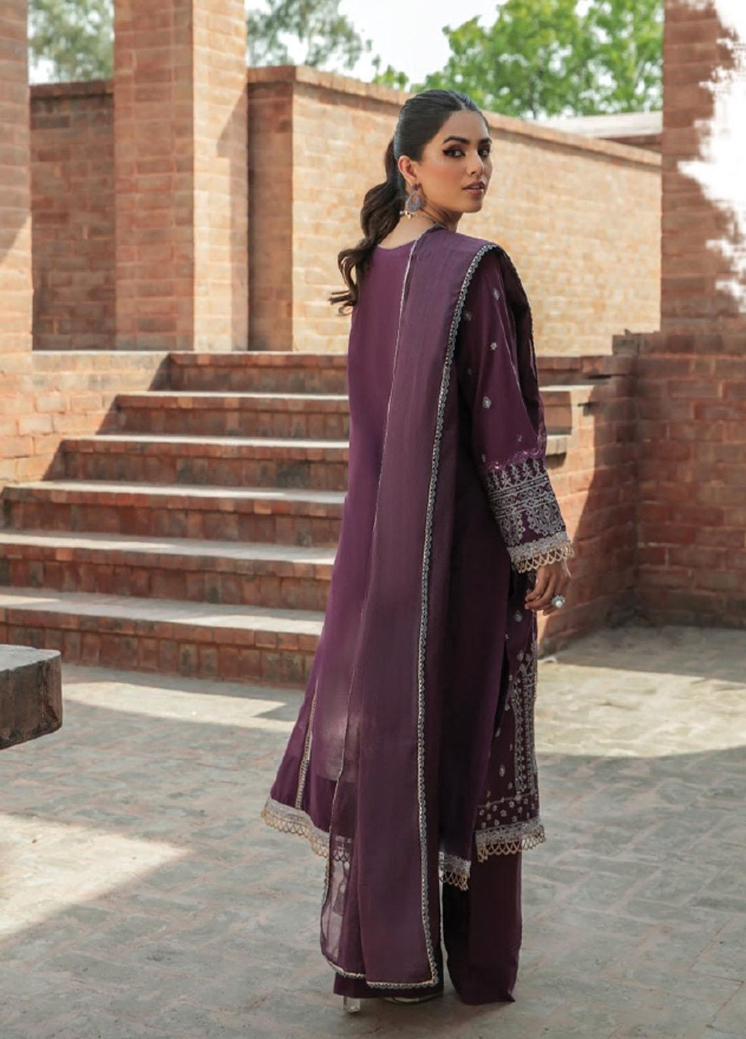 Dastoor by Florent Embroidered Lawn Suits Unstitched 3 Piece DFLFC22 FLD-4B - Summer Collection