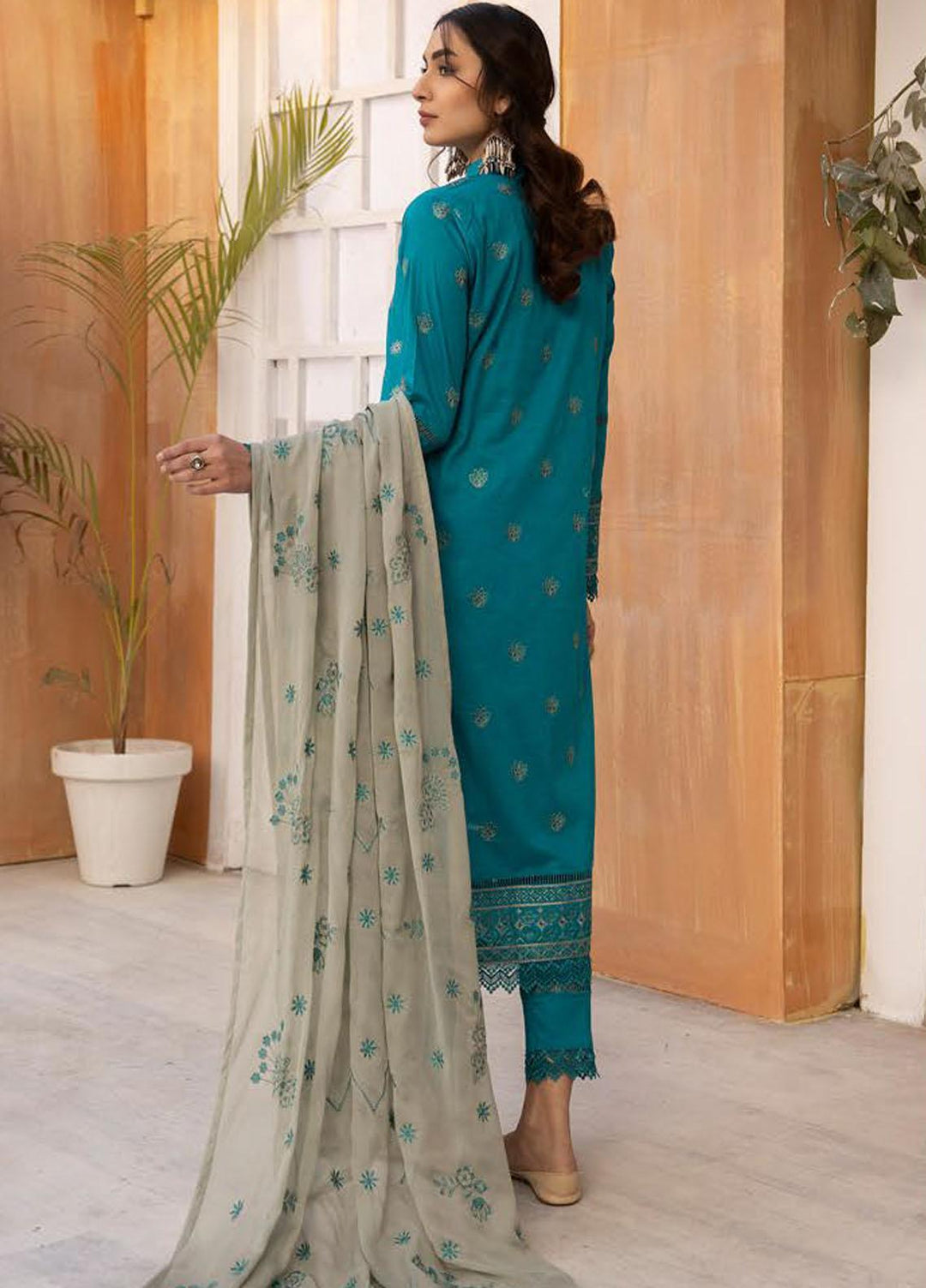 De Lace By Aalaya Embroidered Lawn Suits Unstitched 3 Piece ALY23DL D-03 - Summer Collection