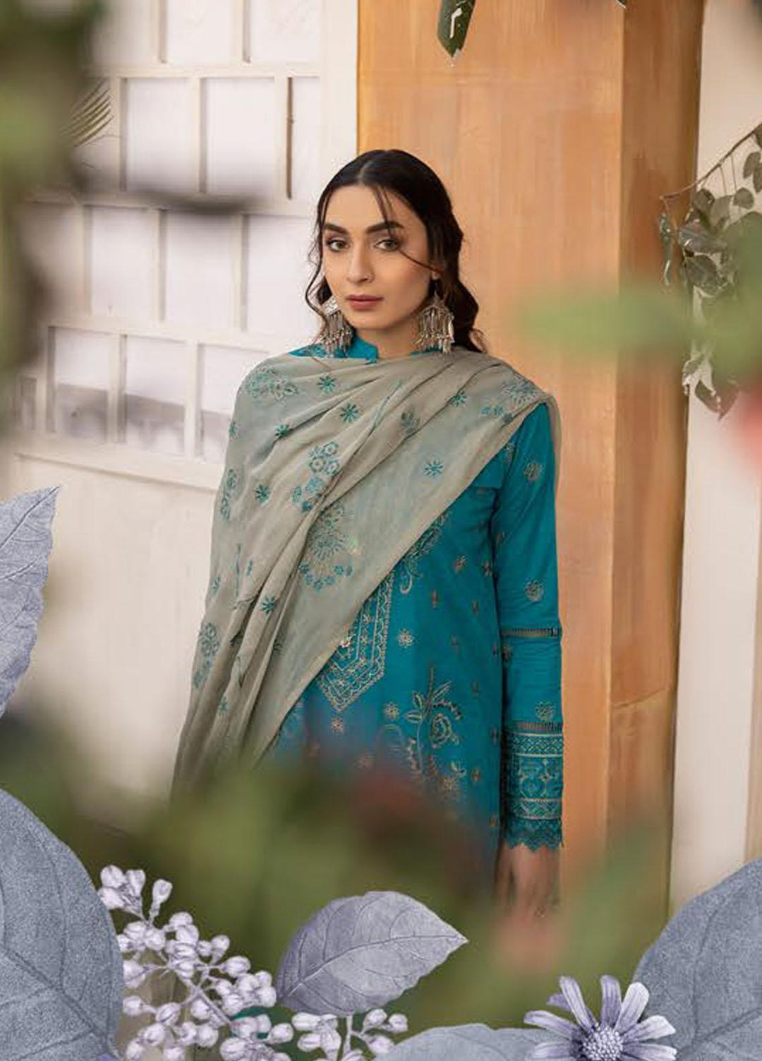 De Lace By Aalaya Embroidered Lawn Suits Unstitched 3 Piece ALY23DL D-03 - Summer Collection