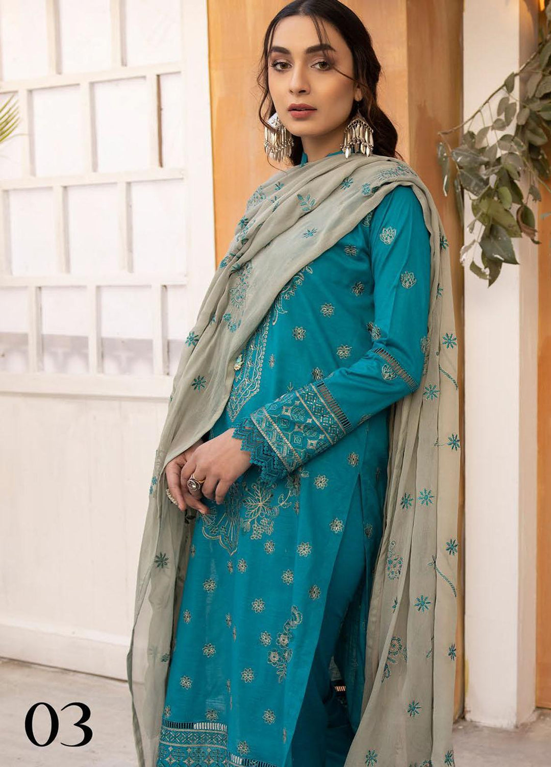 De Lace By Aalaya Embroidered Lawn Suits Unstitched 3 Piece ALY23DL D-03 - Summer Collection