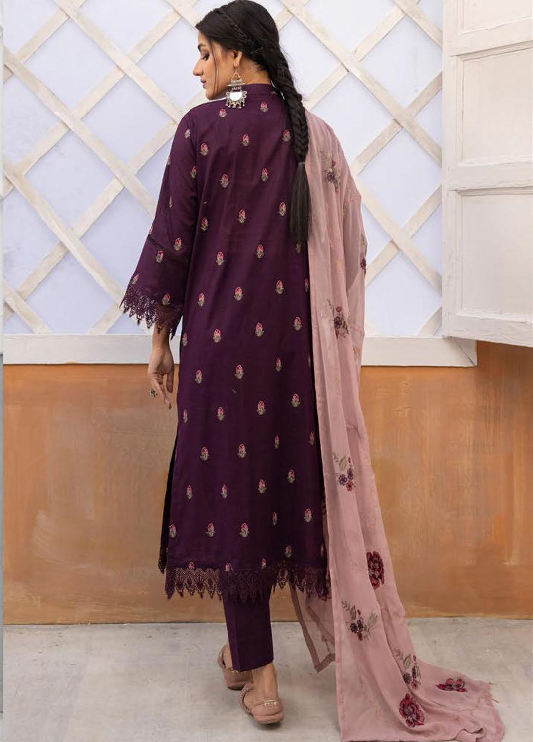 De Lace By Aalaya Embroidered Lawn Suits Unstitched 3 Piece ALY23DL D-04 - Summer Collection