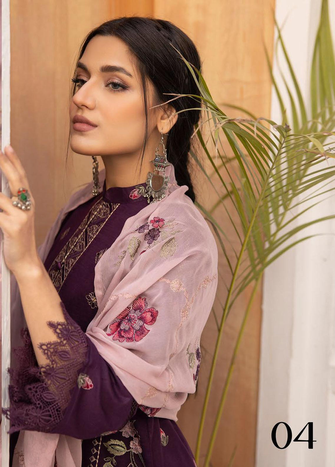 De Lace By Aalaya Embroidered Lawn Suits Unstitched 3 Piece ALY23DL D-04 - Summer Collection