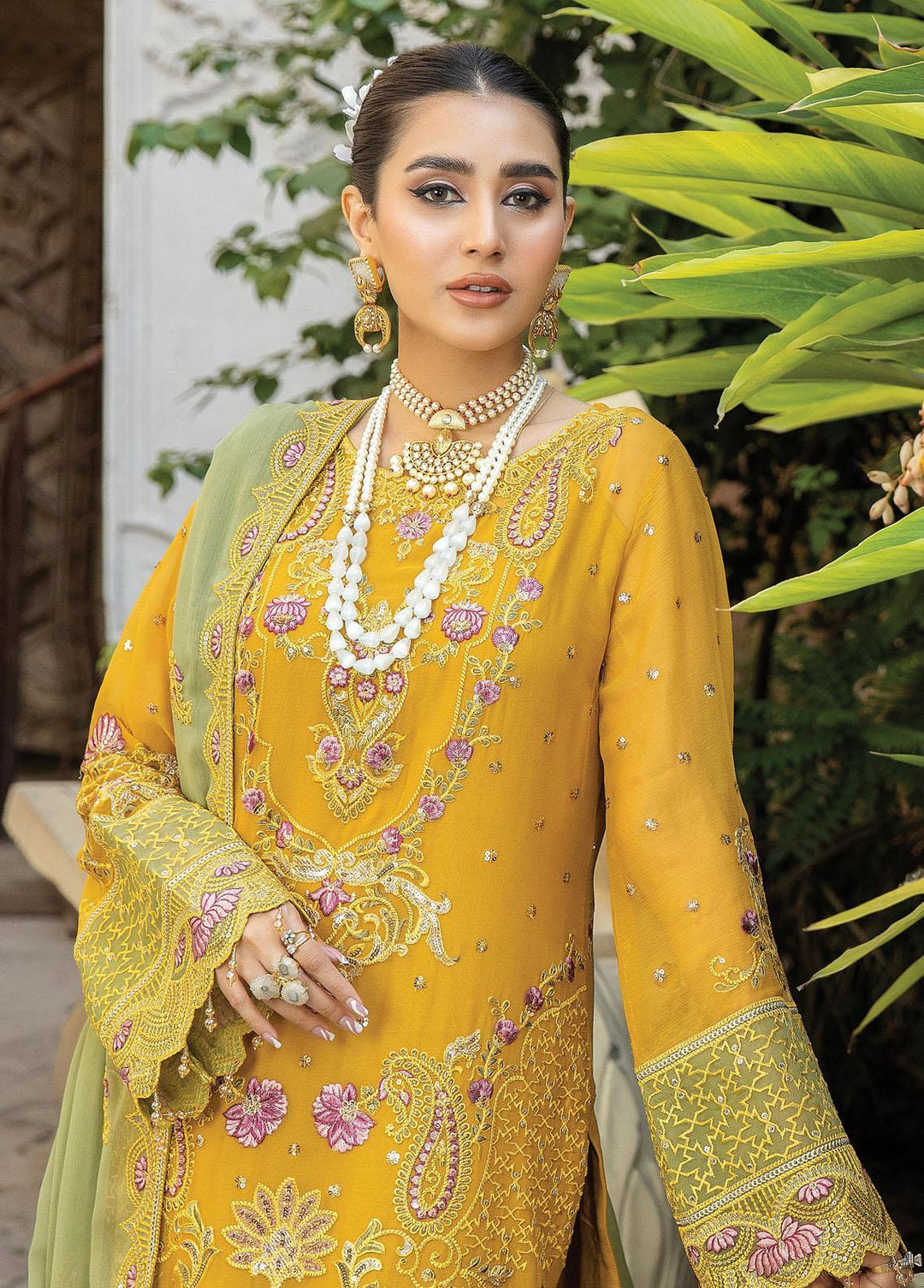 De Lambent Majestic By Imrozia Premium Embroidered Chiffon Suits Unstitched 3 Piece IMP23DLM M-39 Lia - Luxury Collection
