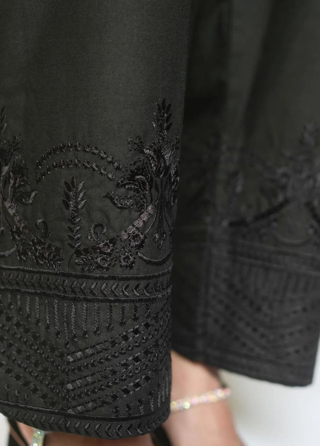 Deck Up Pret Cotton Embroidered Trousers