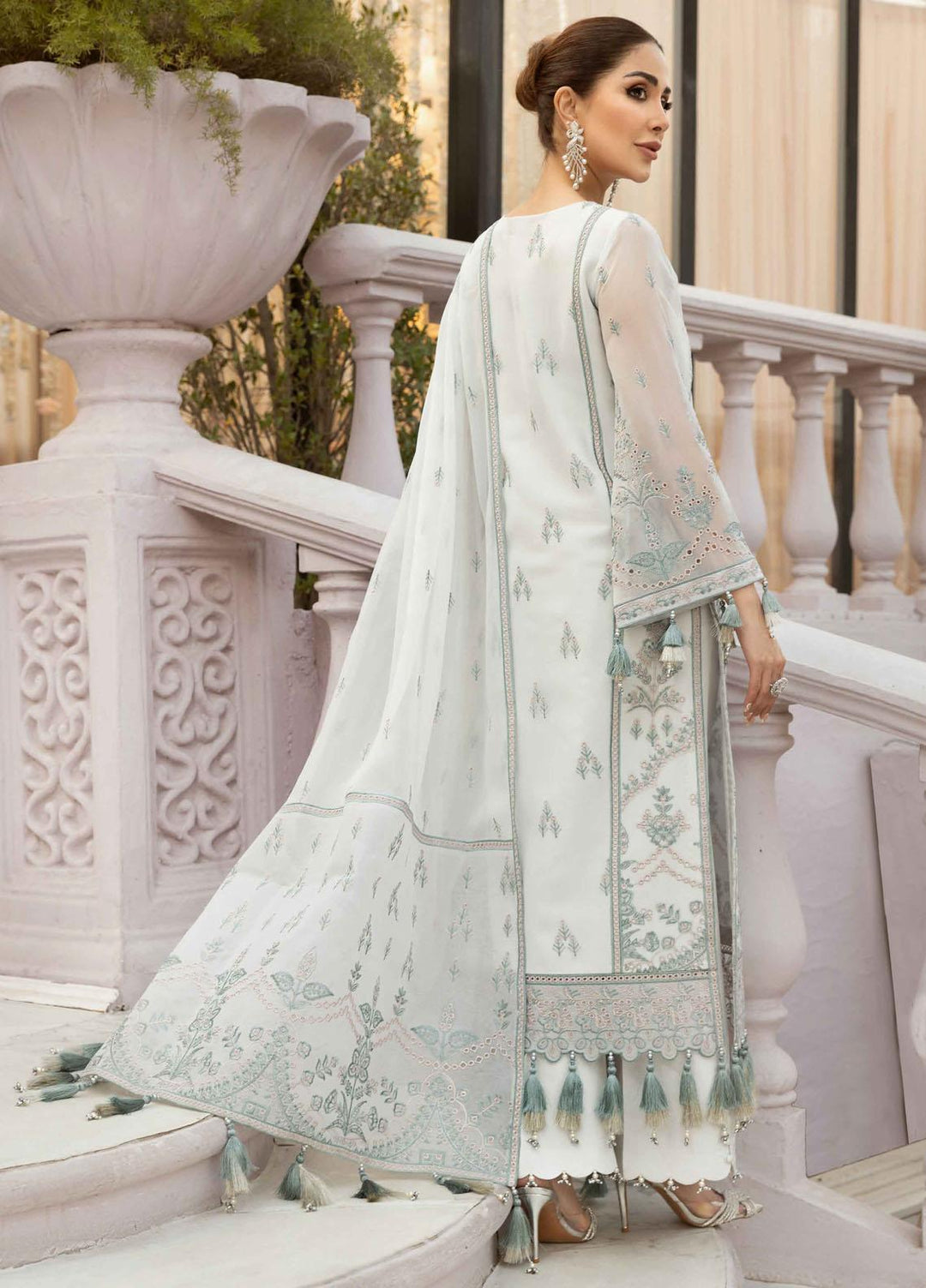 Dhaagay By Alizeh Fashion Embroidered Chiffon Suits Unstitched 3 Piece AFB23D 05 Ayzal - Formal Collection