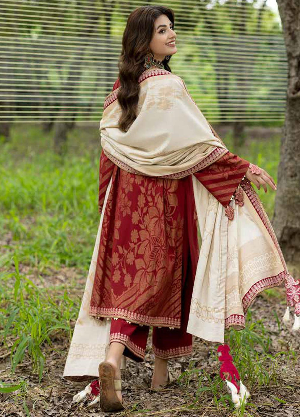 Dhaagay by Charizma Embroidered Khaddar Suits Unstitched 3 Piece CRZ22DH CEW-01 - Winter Collection