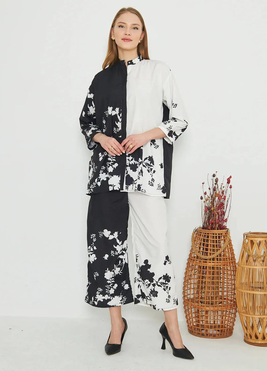 Dhaga Pret Printed Crepe 2 Piece Suit Monochrome
