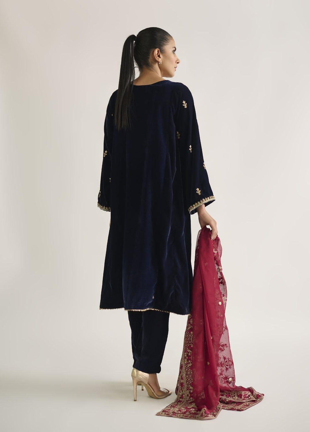 Dhanak Pret Embroidered Velvet 3 Piece Suit DL-0234 BLUE