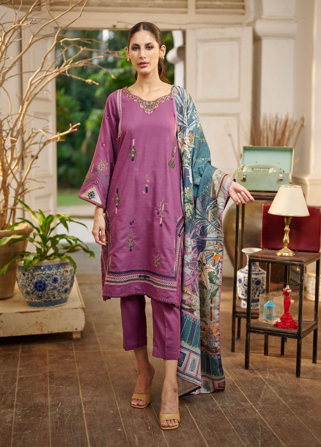 Dhanak Embroidered Khaddar Suits Unstitched 3 Piece DU-3081 DARK MAUVE - Festive Collection