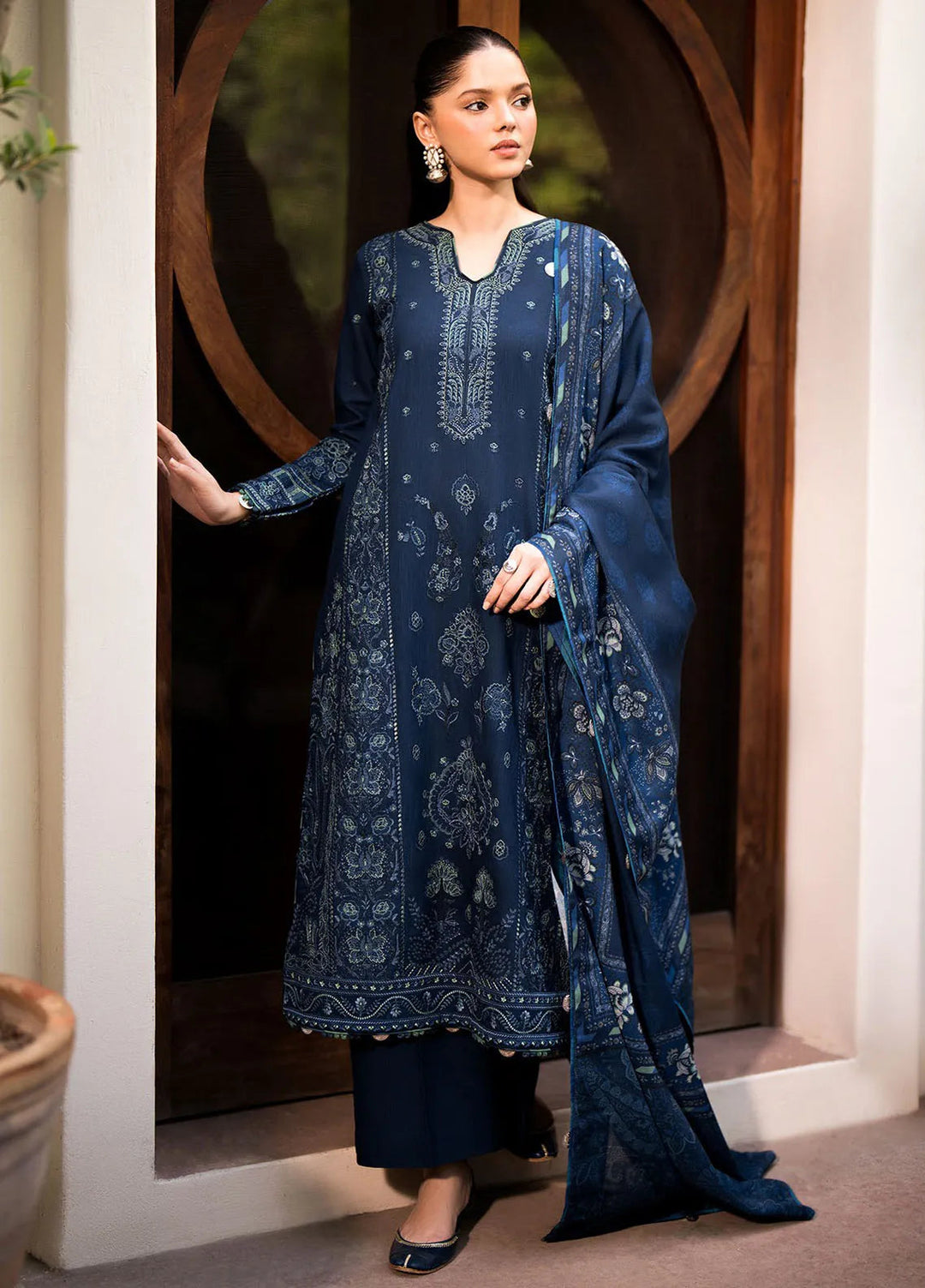 Dhoop Kinaray by Xenia Embroidered Khaddar Suit Unstitched 3 Piece D-02 Neelum - Winter Collection