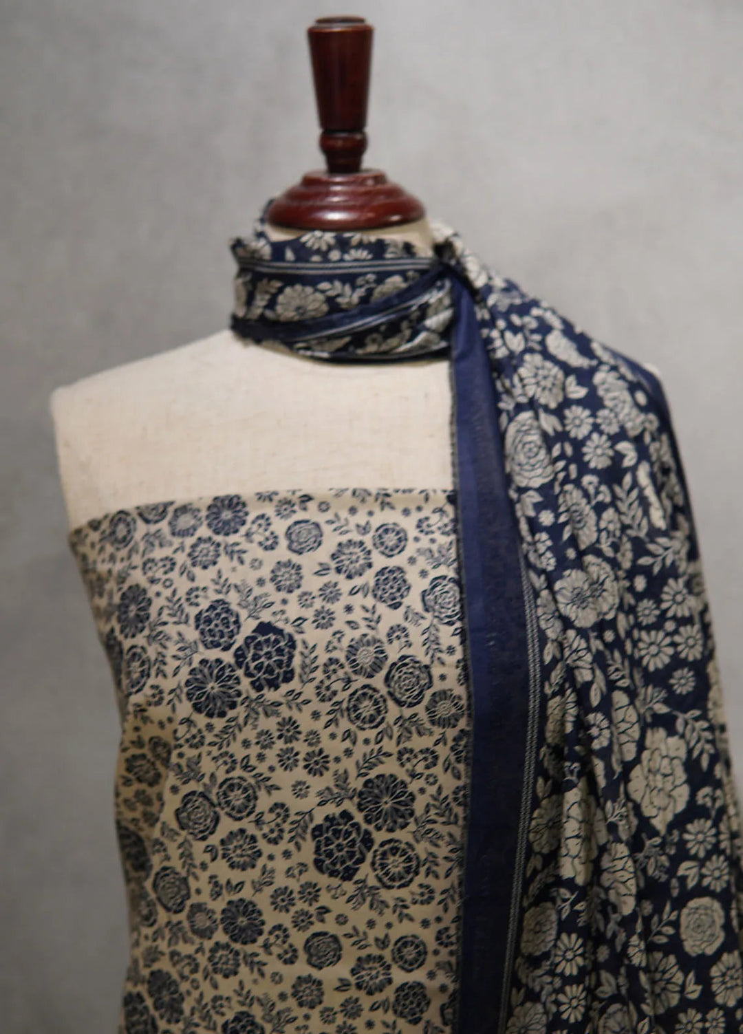 Digital Print By Bin Saeed Printed Lawn Suit Unstitched 3 Piece BS24F D-675 - Summer Collection