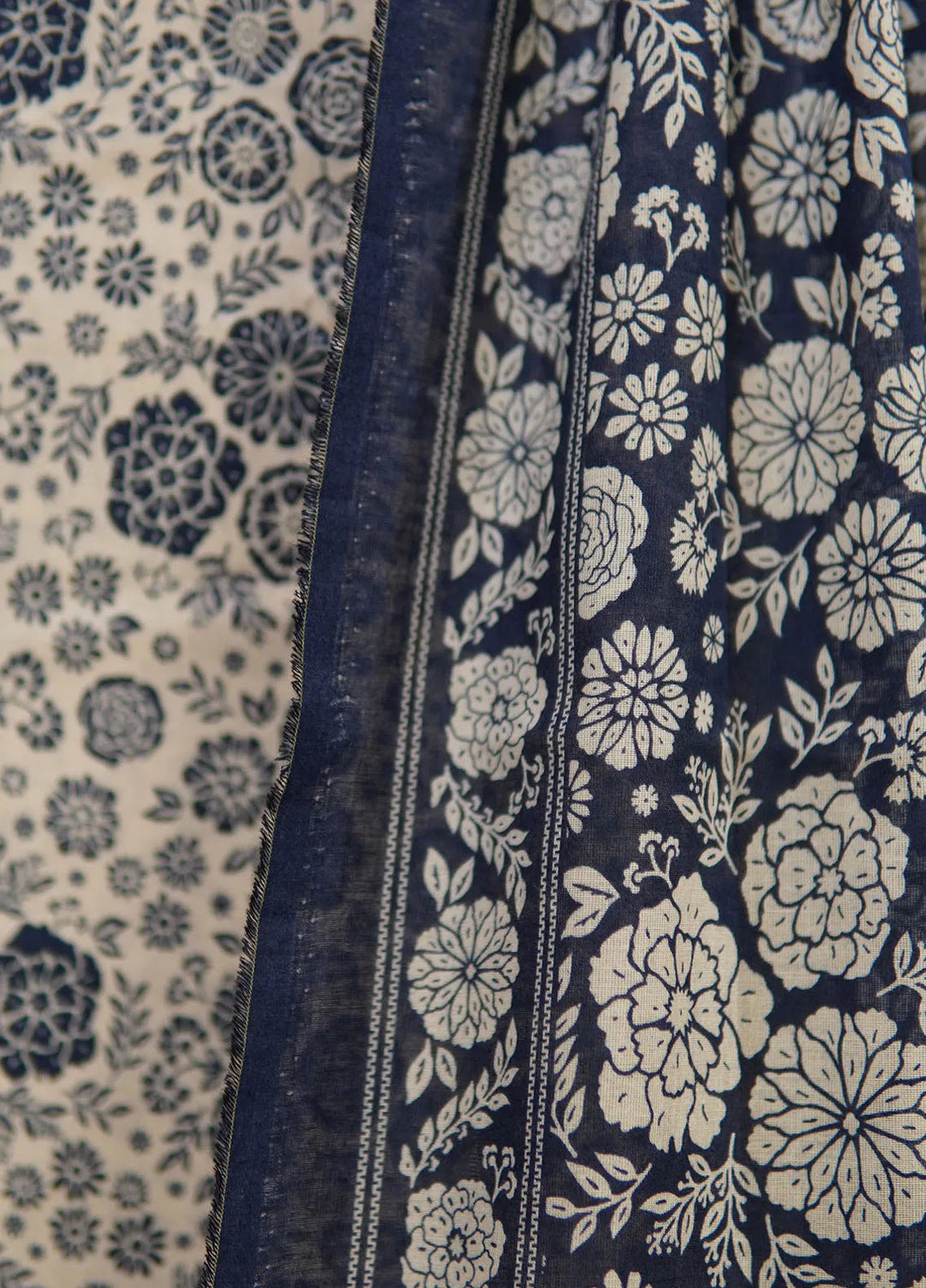 Digital Print By Bin Saeed Printed Lawn Suit Unstitched 3 Piece BS24F D-675 - Summer Collection