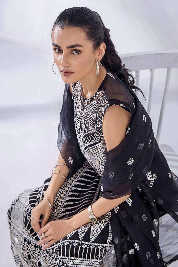 Malook By Shazia Ovais Pret Embroidered Organza 4 Piece Suit MLK23D Reina