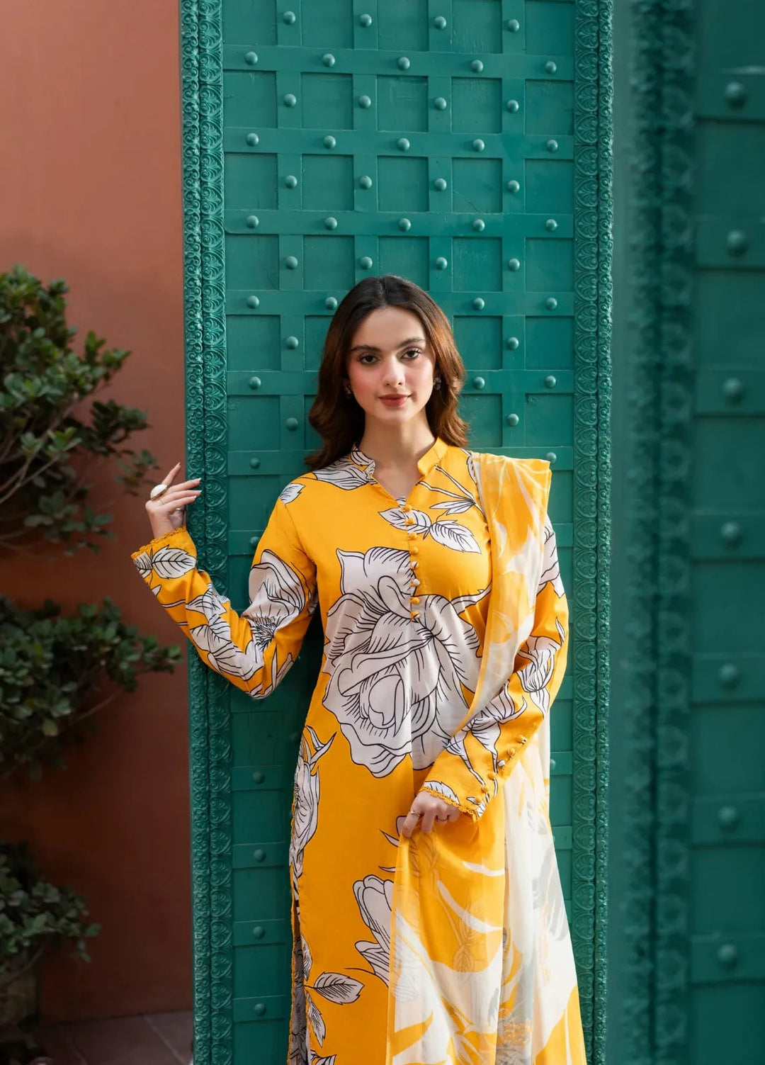 Dusky Delight by Feathers Pret Printed Lawn 3 Piece Suit Briselle