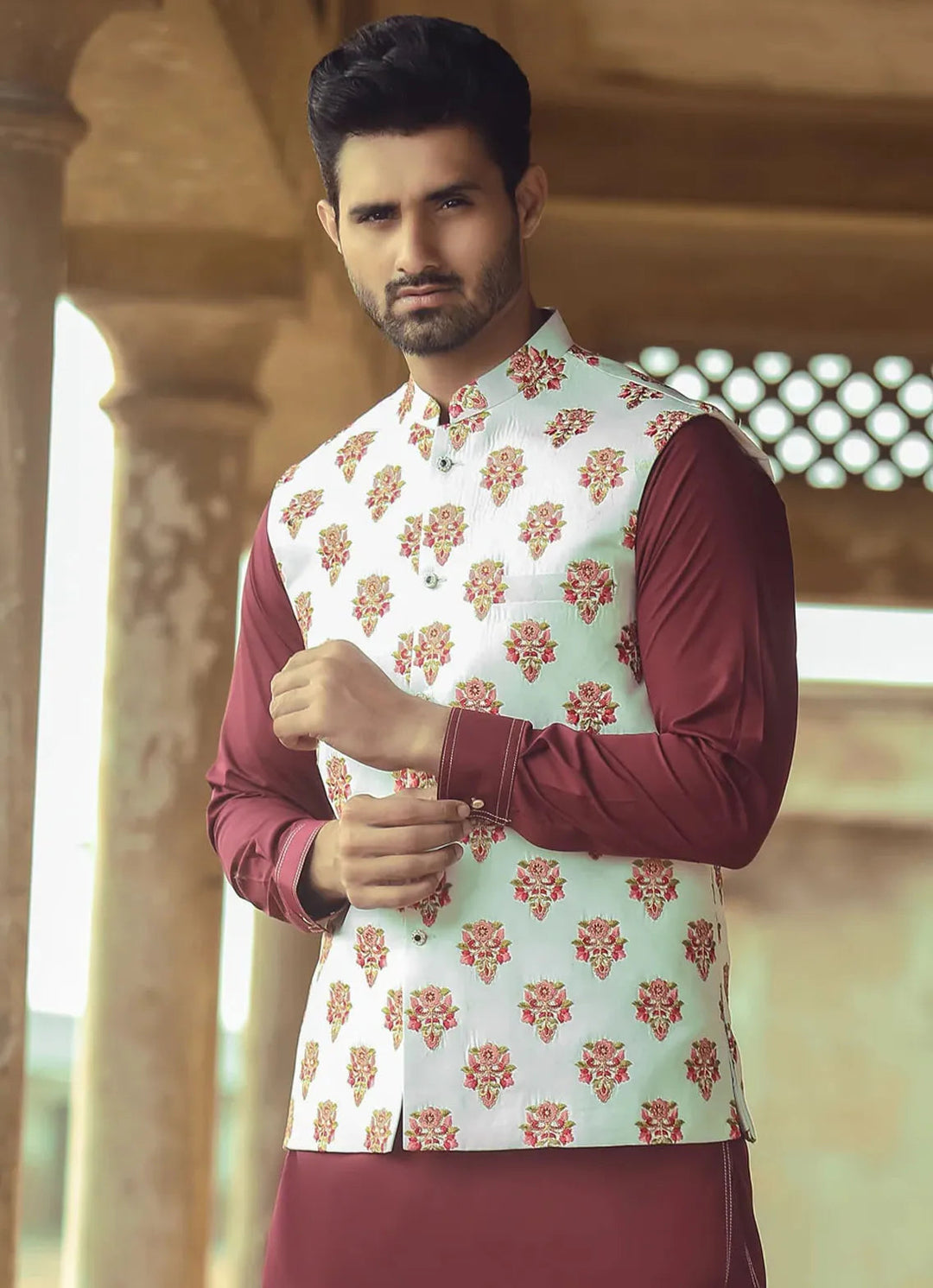 Edge Republic Kurta Pajama And Waist Coat ER WC 1001 Red Floral Embroided