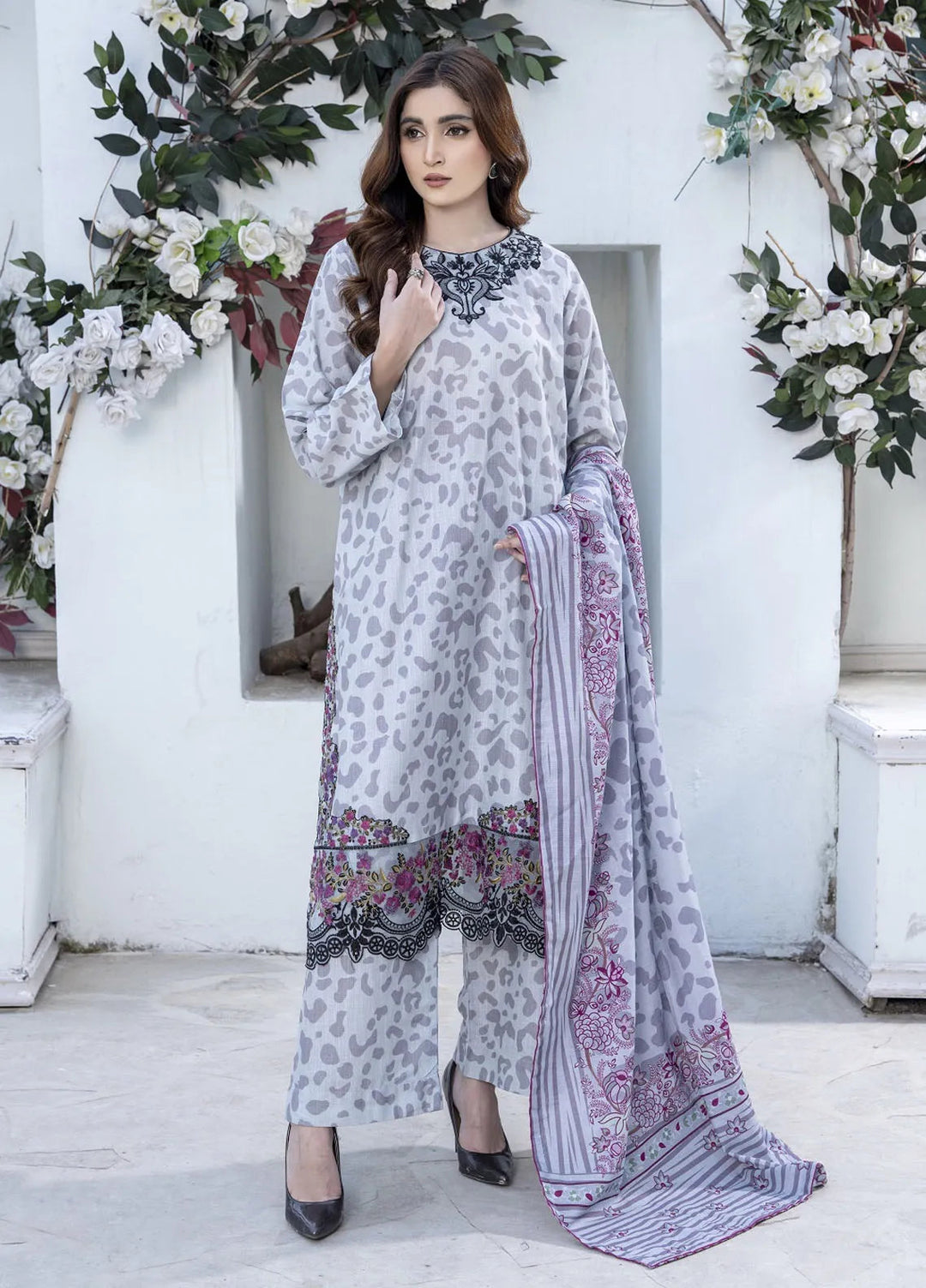 Eileen Pret Embroidered Slub Khaddar 3 Piece Suit D4-WP24