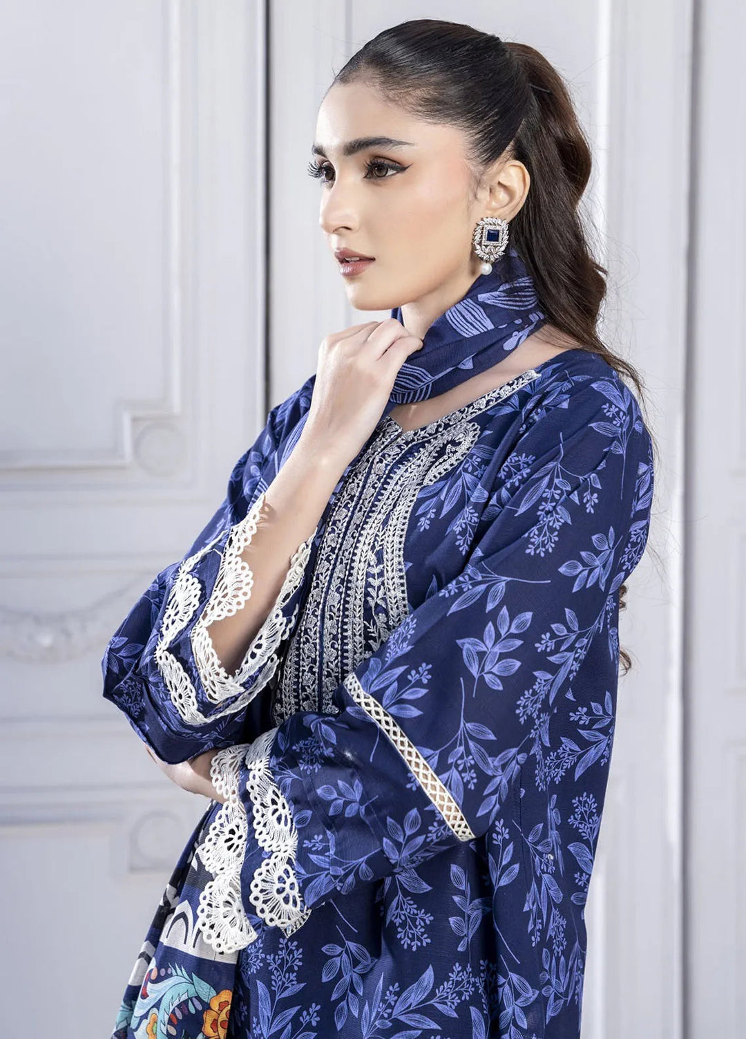 Eileen Pret Embroidered Slub Khaddar 3 Piece Suit D6-WP24